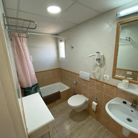 La Marina كوراليهو